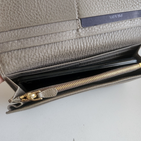 PRADA grey long leather wallet - Picture 10 of 10